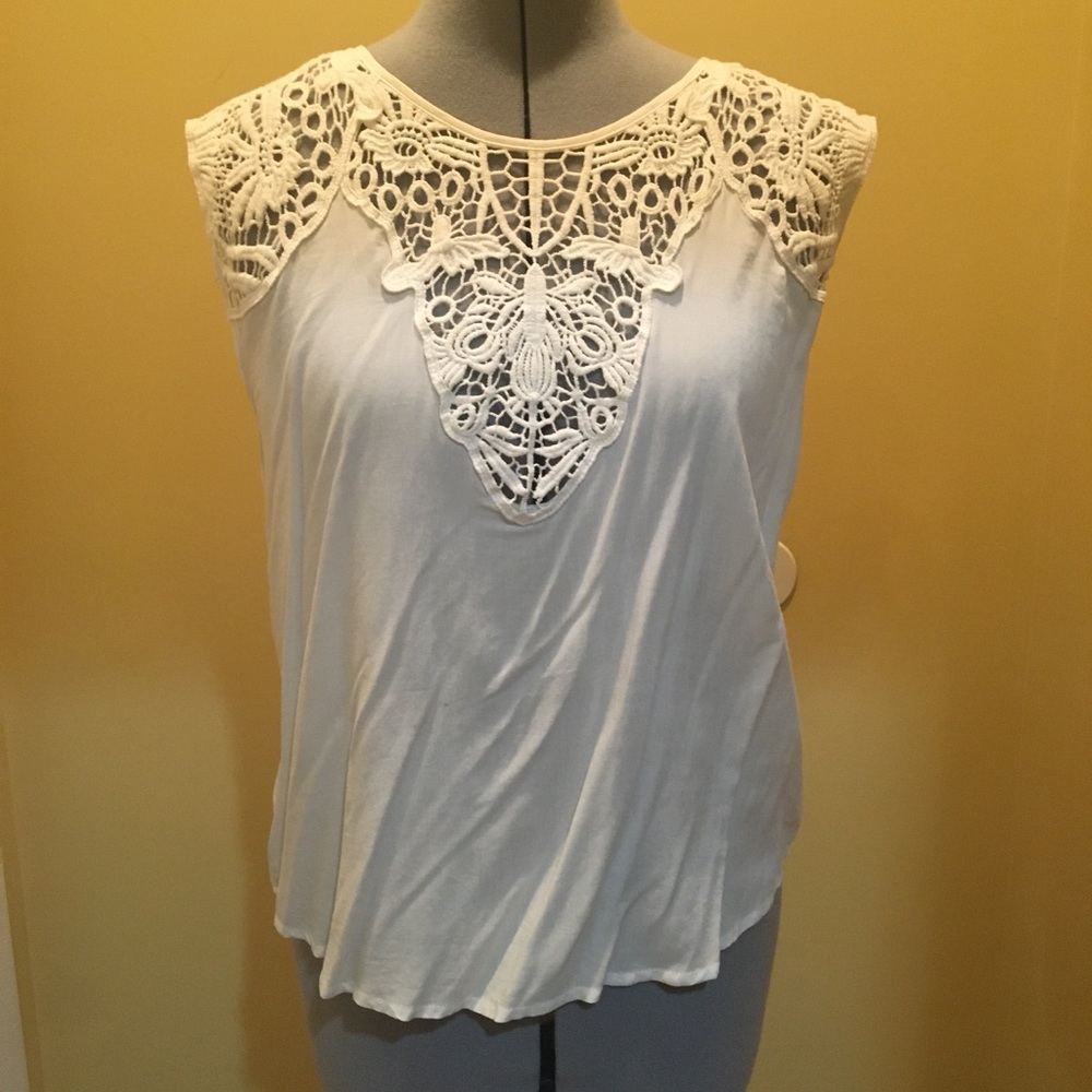 Forever 21 embroidered top
